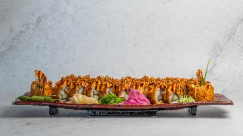 Tempura roll på långt fat